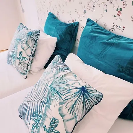 Charm Discovery 44 Lägenhet